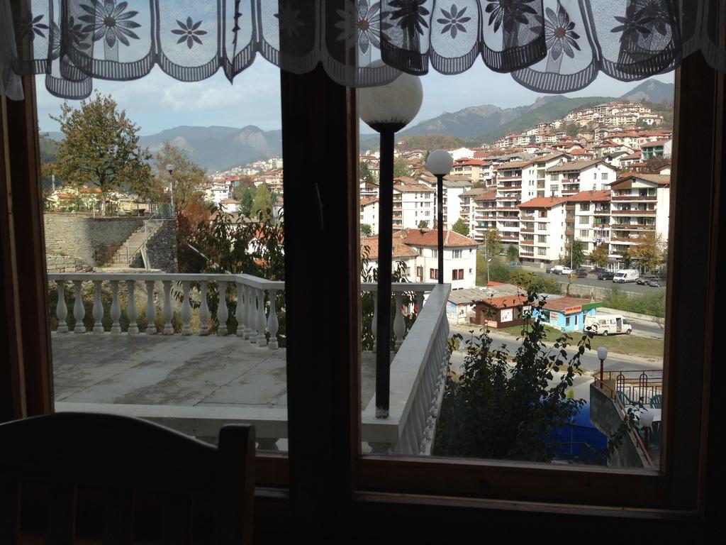 Katerina Family Hotel Smoljan Esterno foto