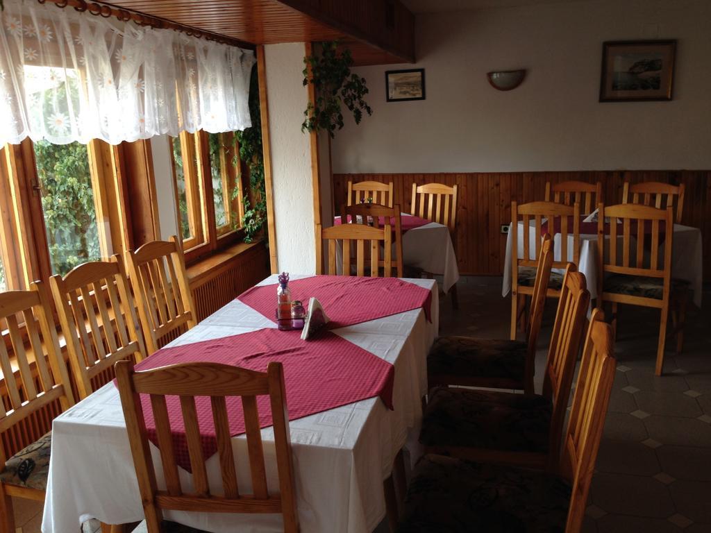 Katerina Family Hotel Smoljan Esterno foto